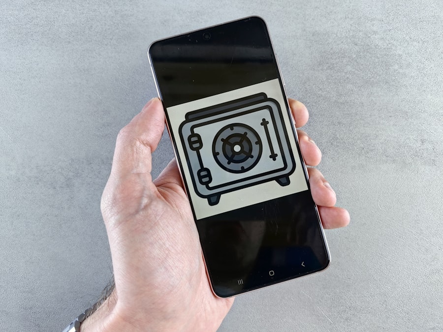 Photo Smartphone with money icon